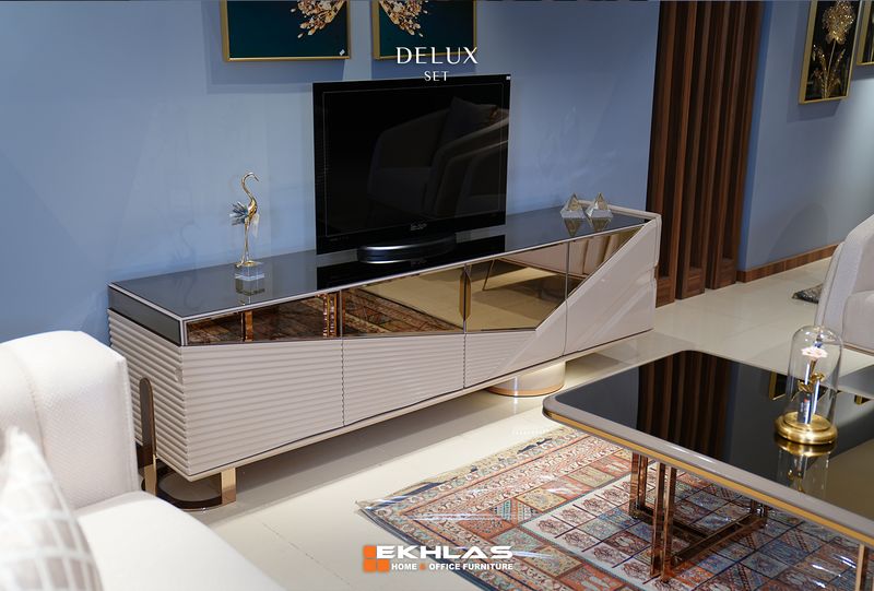 Delux Tv Table