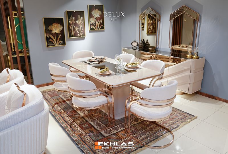 Delux dining room