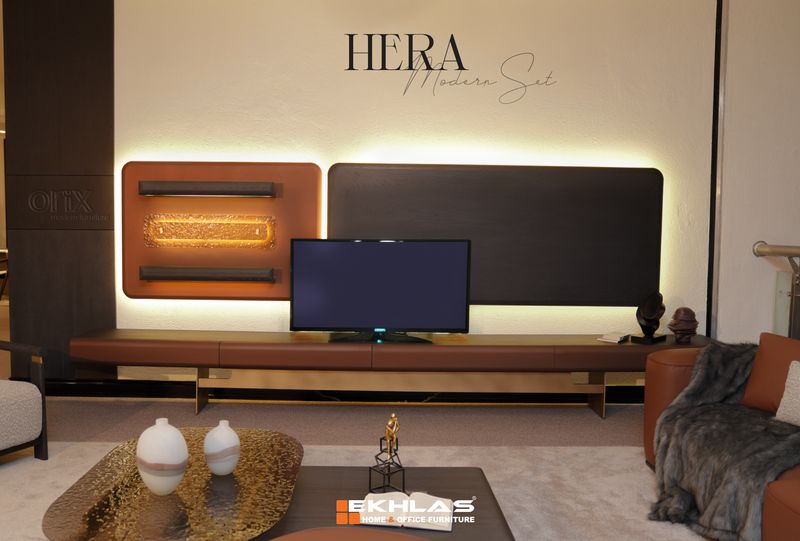 Hera TV table