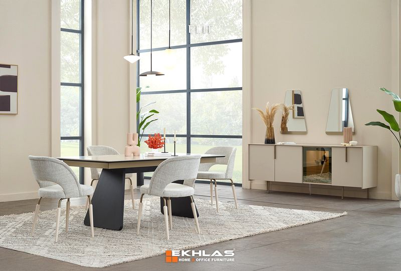Elit dinning room
