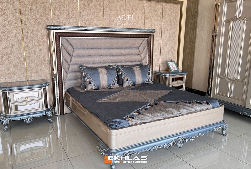 Adel classic bedroom