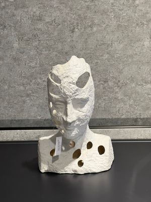 51824