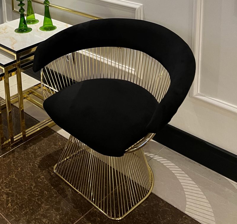 Sharlut chair