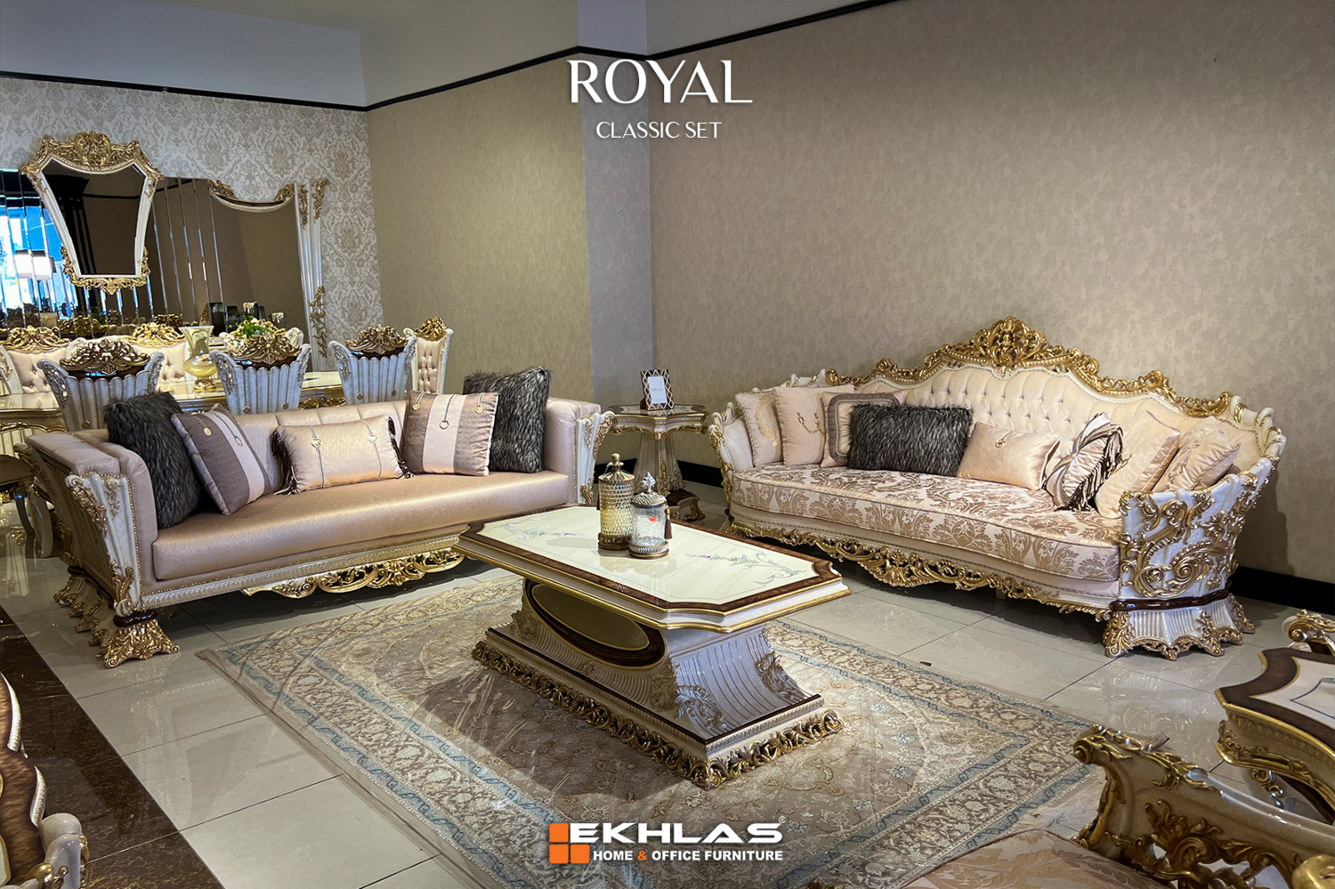 Royal sofa classic