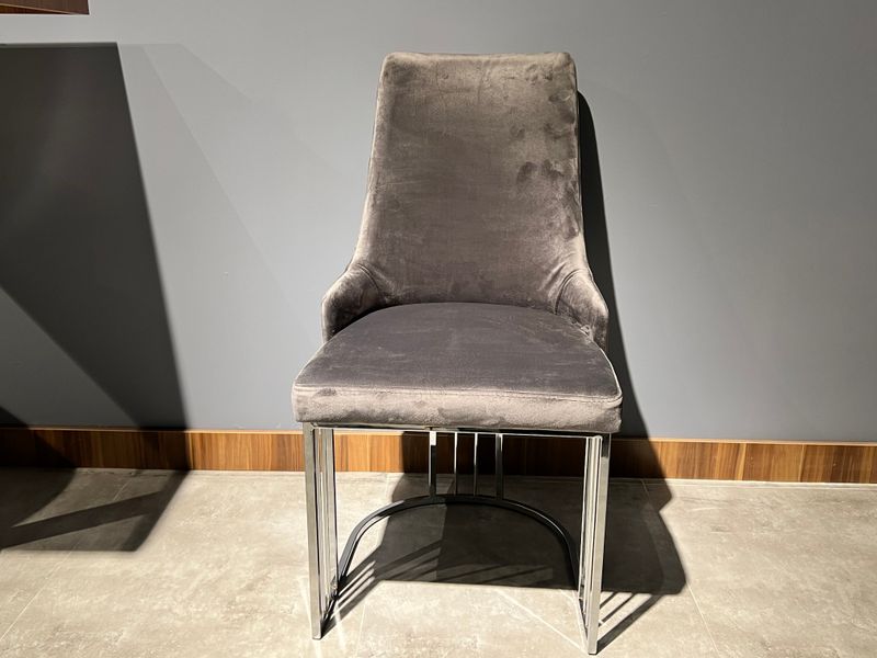 Fresca 2 Chair