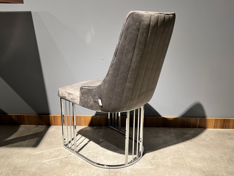 Fresca 2 Chair