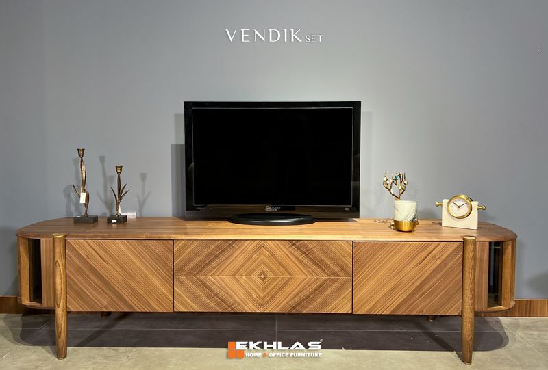Venedik tv Table