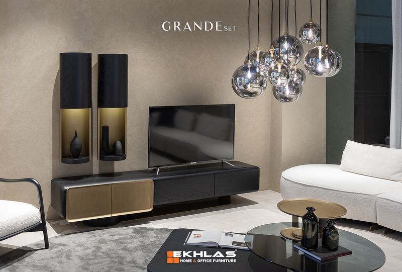 Grande tv table