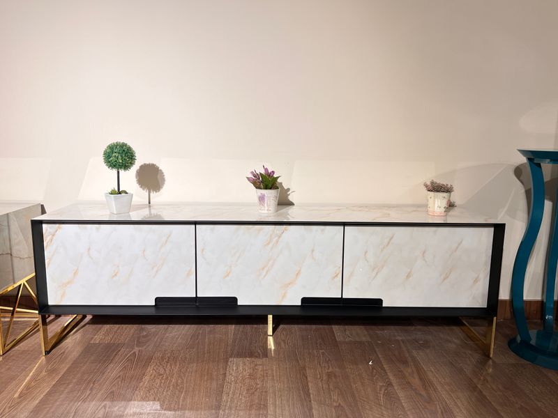 dream tv table gold