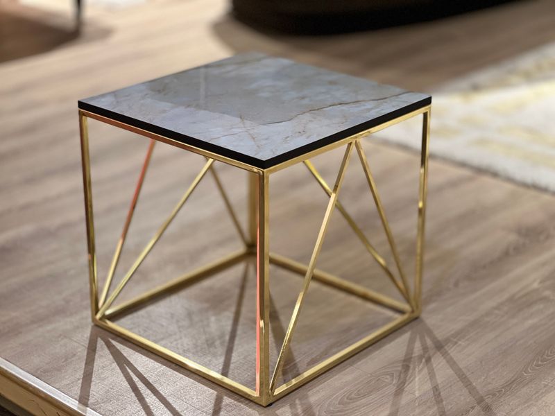 Butterfly Table