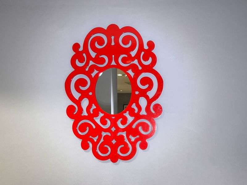 com mirror