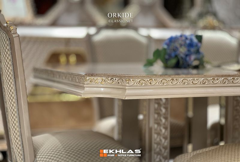 Orkide Classic dining room