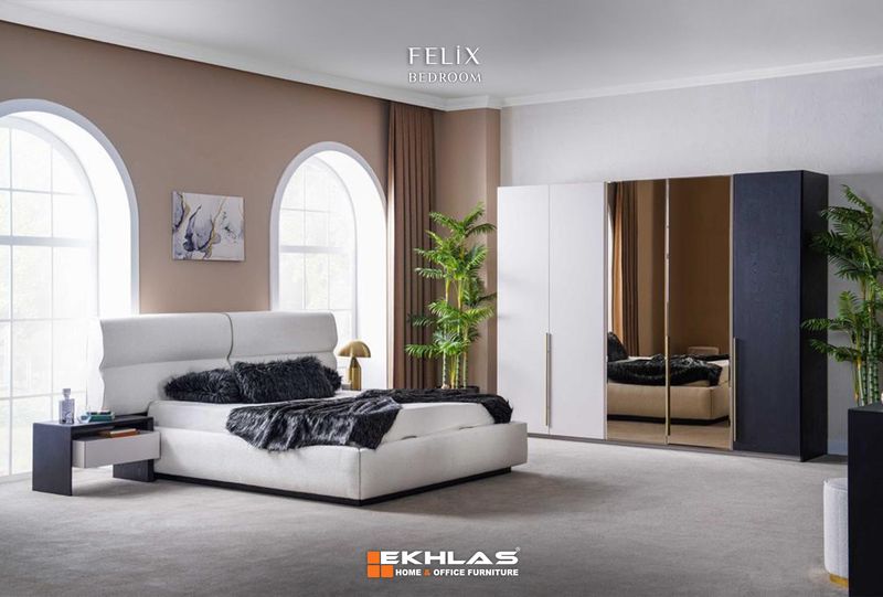 Felix bedroom