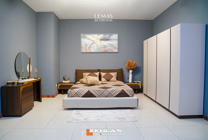 Lemas Bedroom