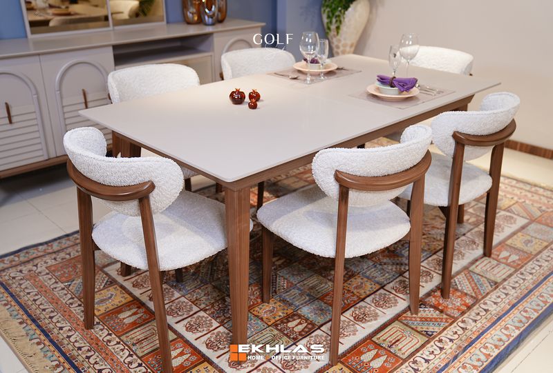 Golf dining room