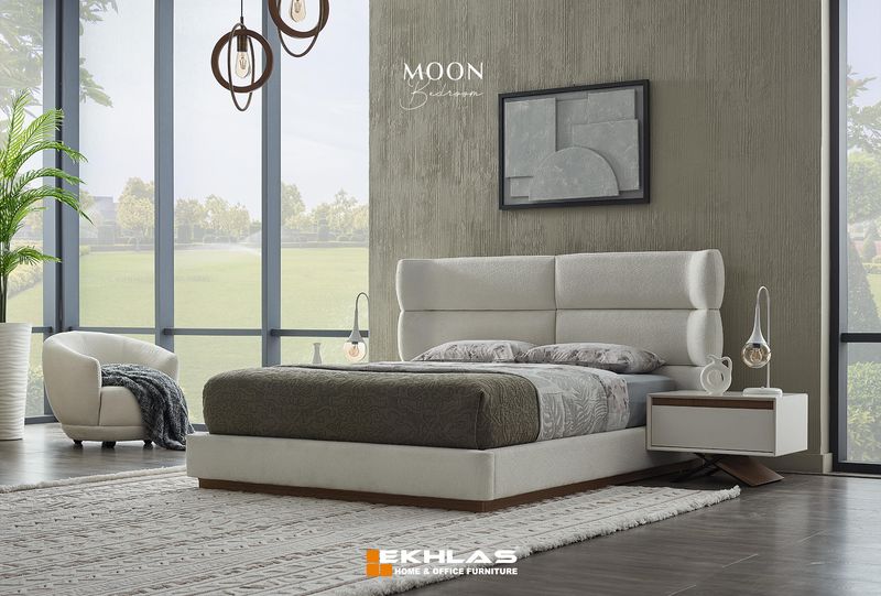Moon bedroom