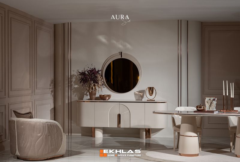Aura dining room