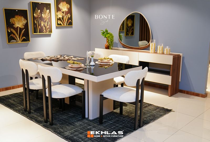 Bonte dining room