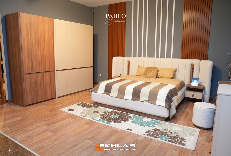 Pablo bedroom