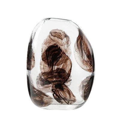 Simple transparent vase