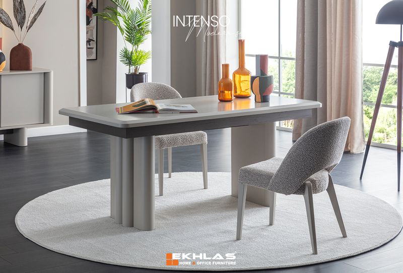 Intenso  dining room