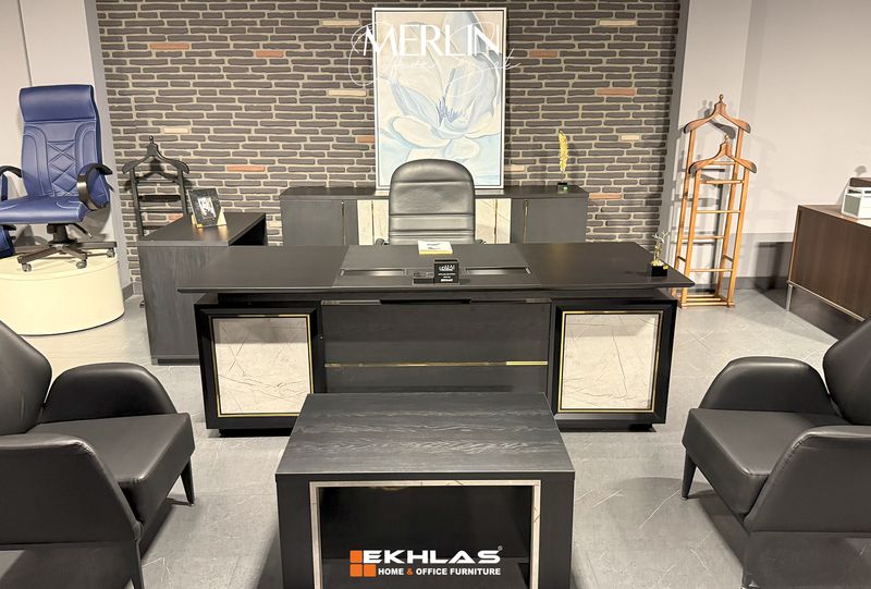 Merlin black   office set