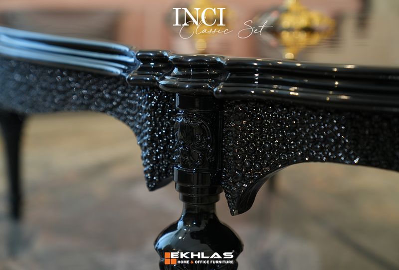 Inci classic dining room