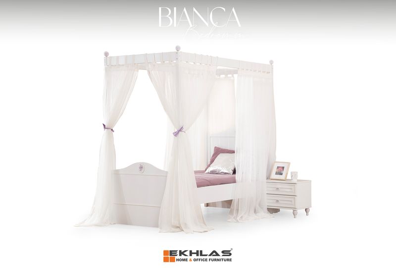 Bianca Young bedroom