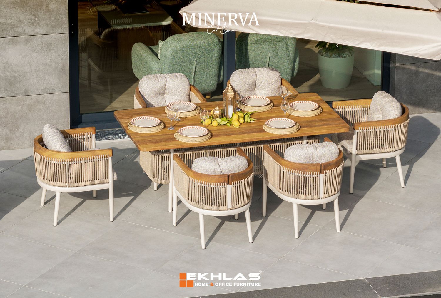 Minerva outdoor dining set