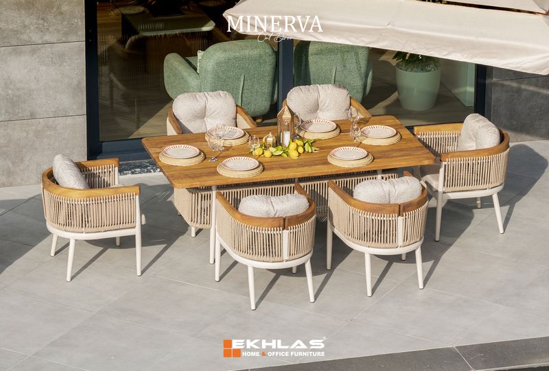 Minerva outdoor dining set