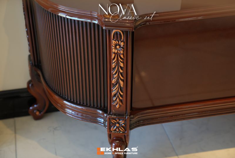 Nova classic TV table
