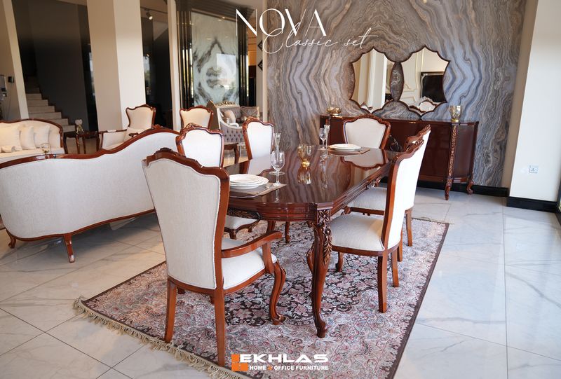 Nova classic dining room