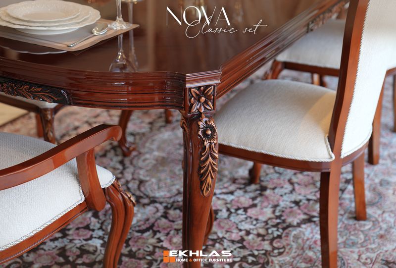 Nova classic dining room