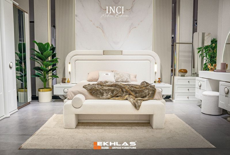 Inci bedroom