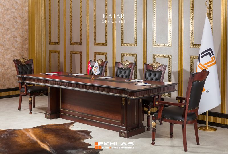 Katar meeting table