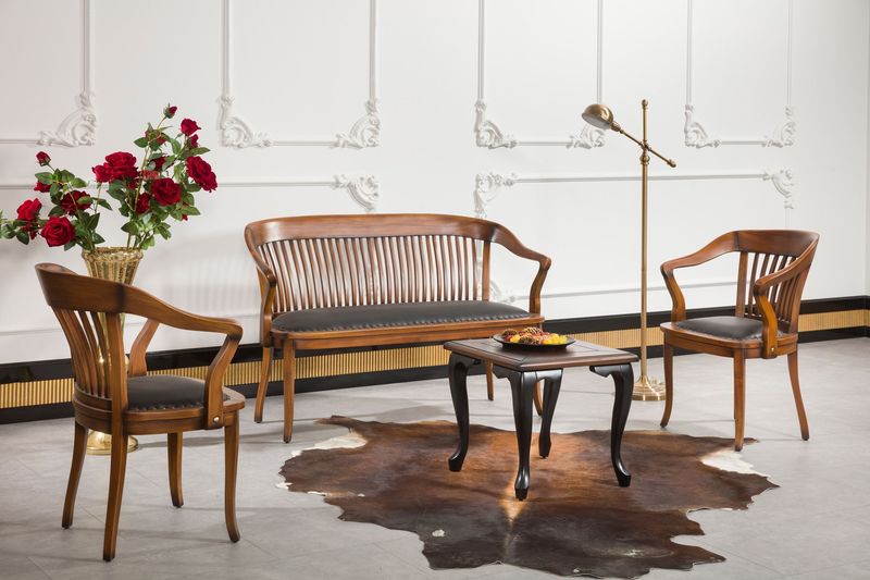 Lukens sofa set
