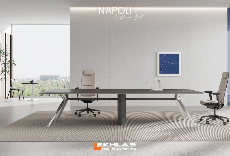 Napoli meeting table