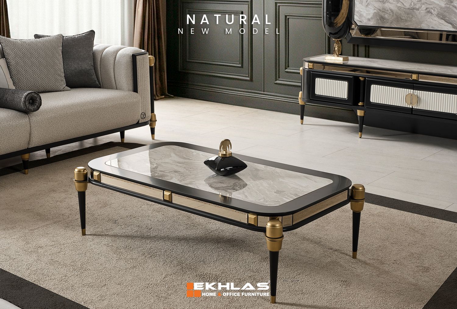 Natural middle table