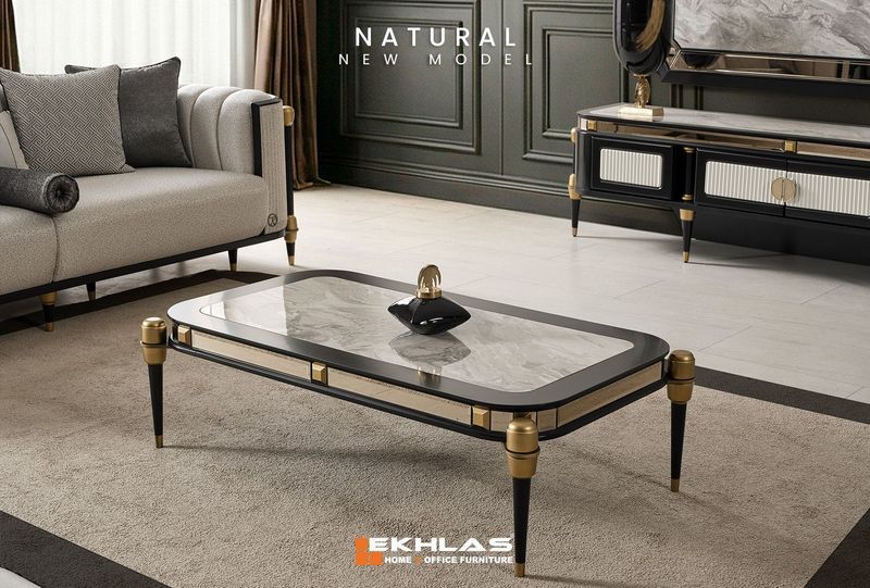 Natural middle table