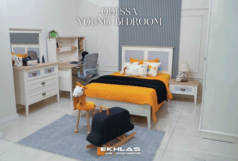 Odessa young bedroom