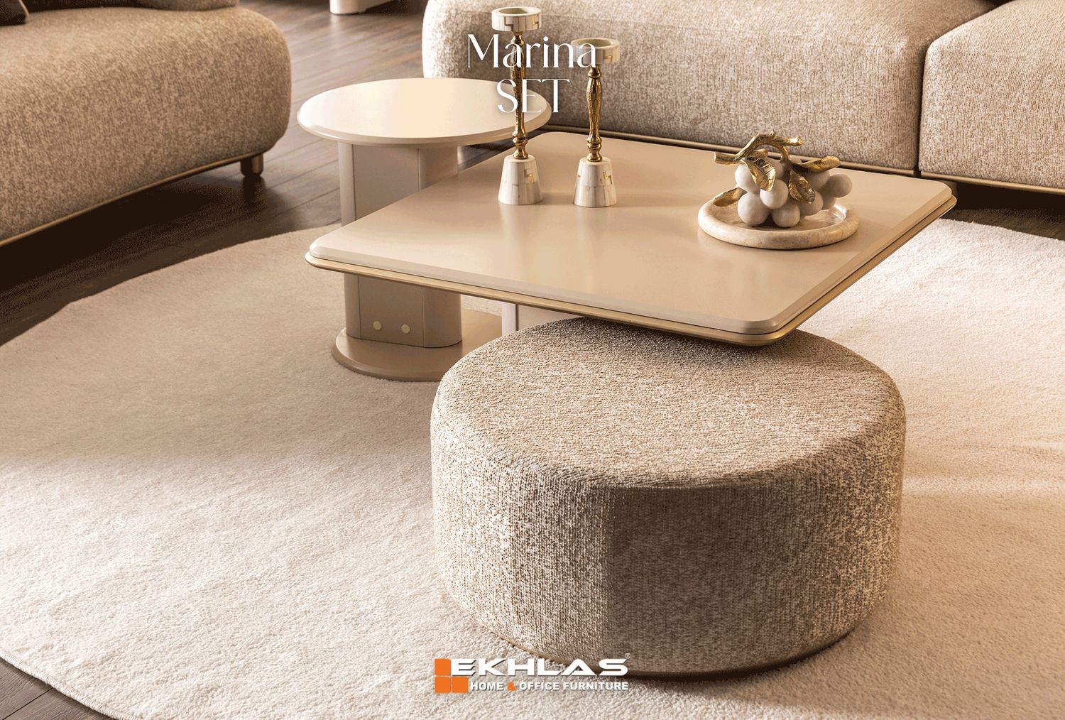 Marina middle table