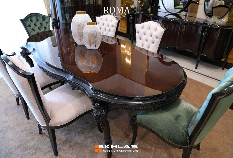 Roma dining table