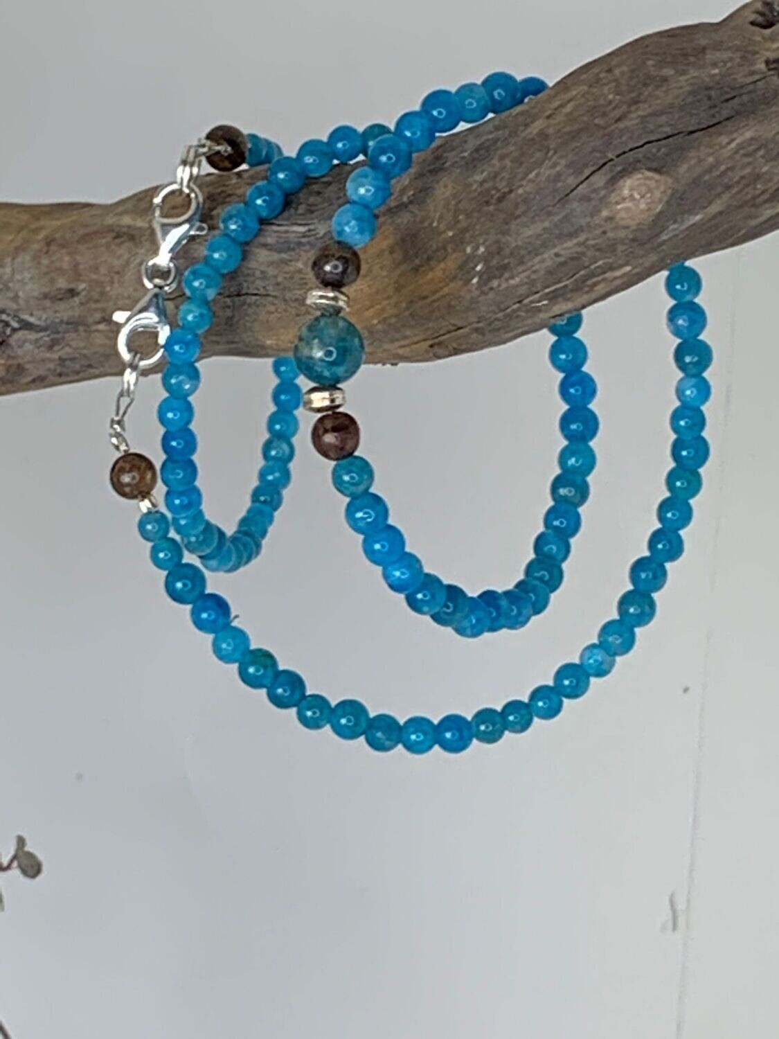 Apatit: Edelstein Kette