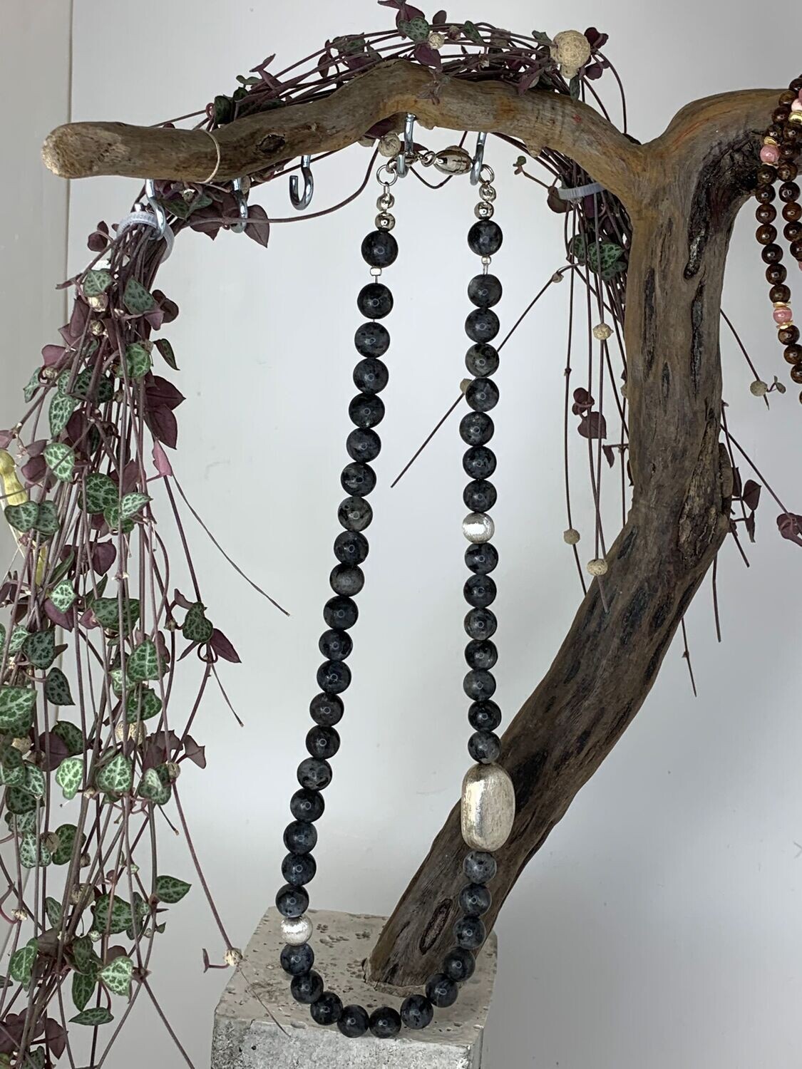Labradorit: Edelstein Kette