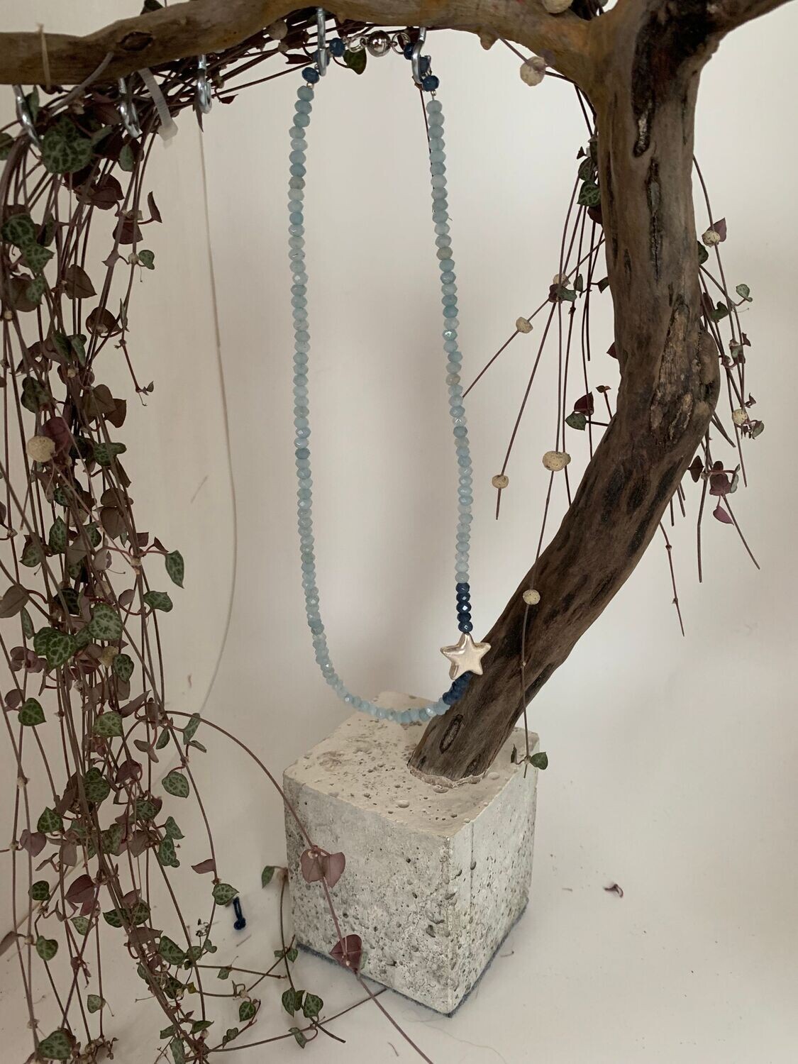Aquamarin, Edelstein Kette