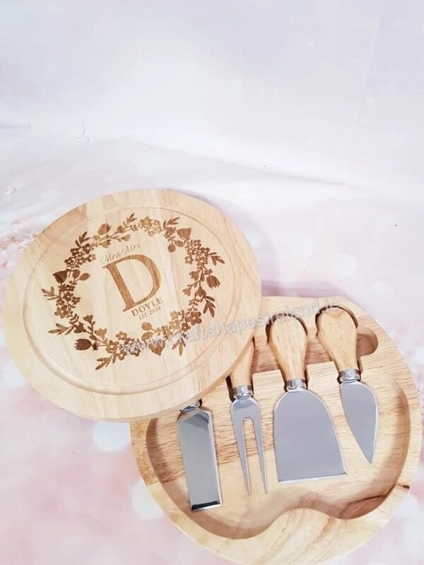 Monogram  Round Cheeseboard with Utensils