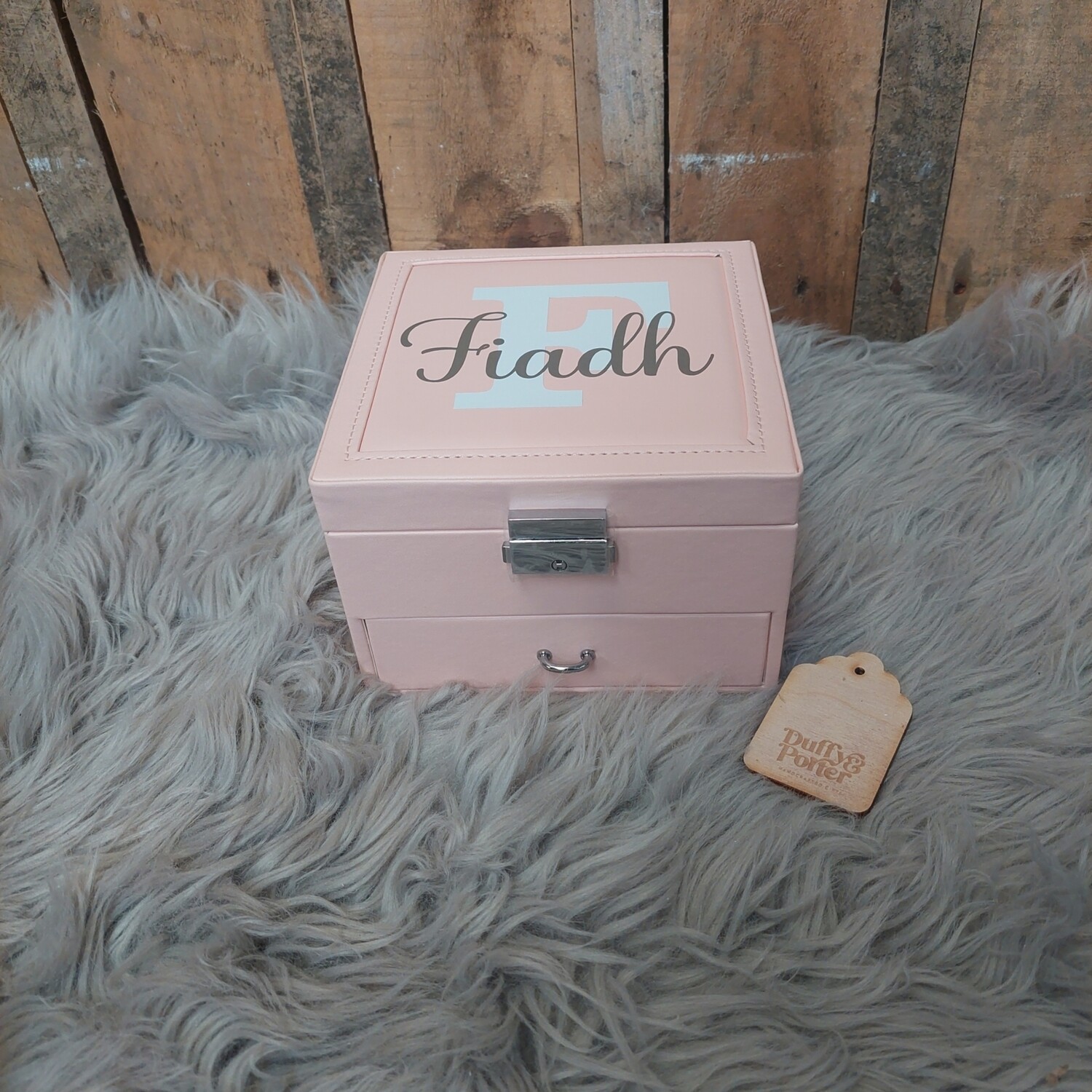 "Fiadh" Jewellery Box (Pink)