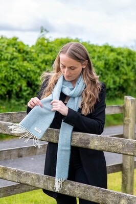 McNutt L/Wool Spotted Turquoise Scarf & gift box