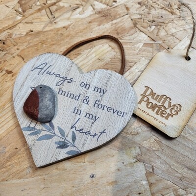 Pebble heart,Robin always on my mind
