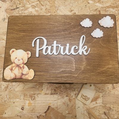 Teddy Bear Keepsake Box
Keepsake baby, also knows as a personalised keepsake box or a personalised memory box,. a wooden keepsake box made in ireland that is personalised